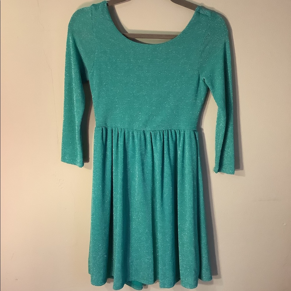 Epilogue Green Sparkly 3 Quarter sleeve, scoop back dress